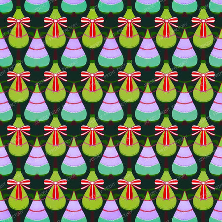 Aesthetic Green And Grey Christmas Trees — Purple