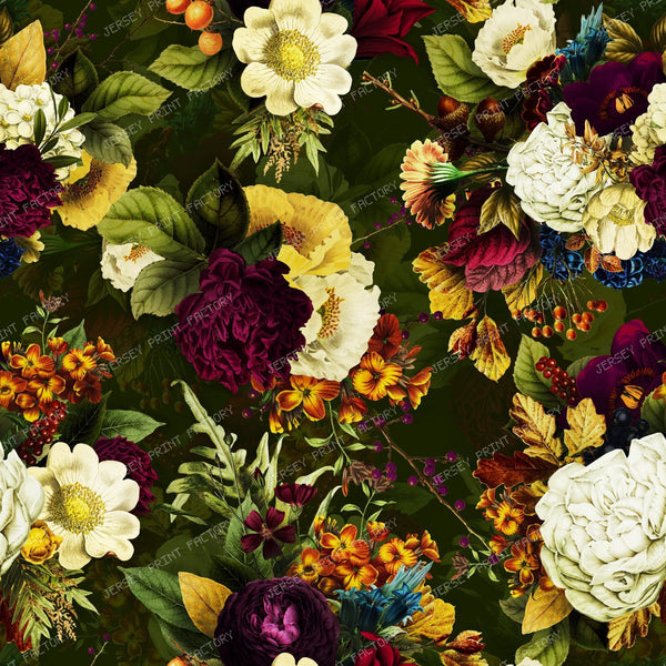 A Grandmillennial Garden with Vintage Baroque Romance and Timeless Elegance — Green